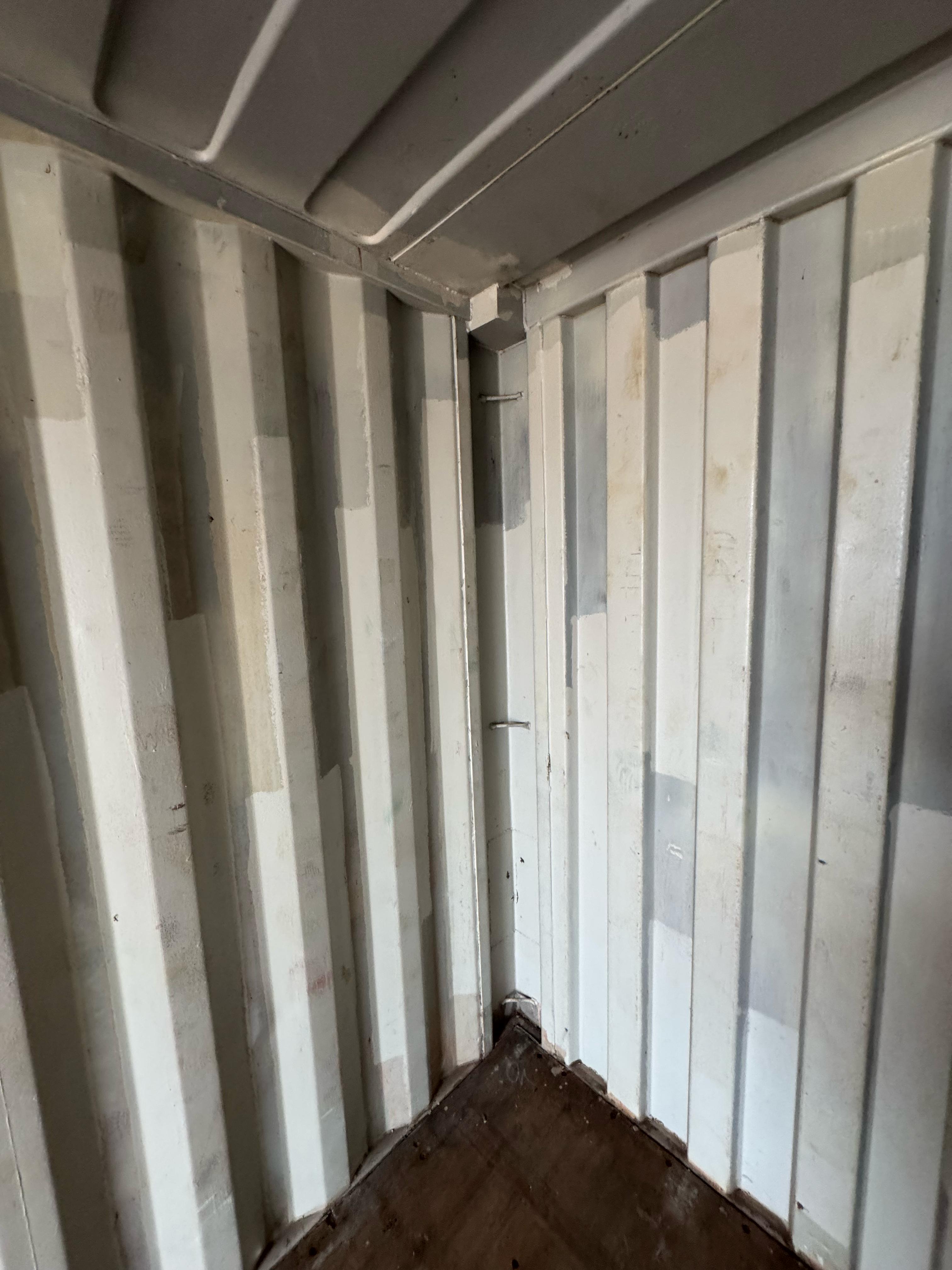 Морской контейнер TGHU1564403